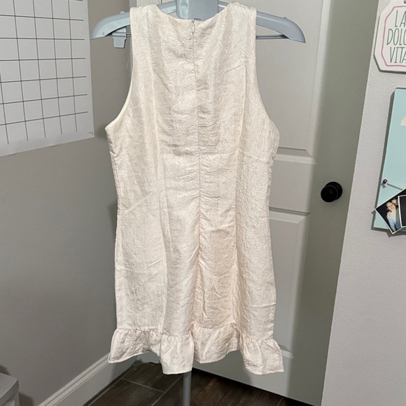 TCEC Cream Sleeveless Dress with Ruffle Hem - Picture 3 of 8